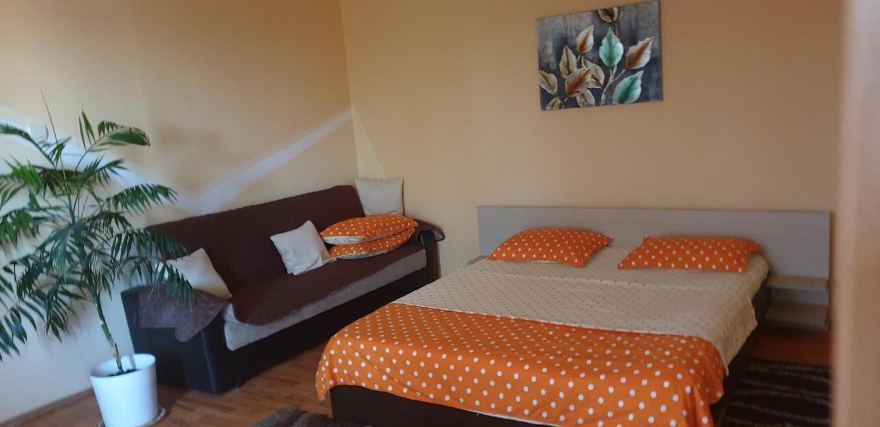 Casa Maia Hotel Турда Екстериор снимка